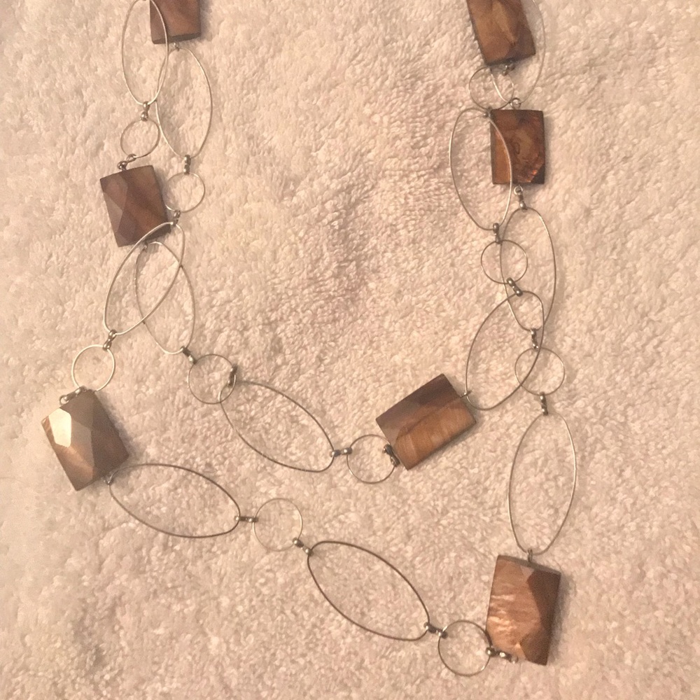 Brown chunky necklace with silver loop chain